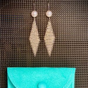 Tiffany & Co. Elsa Perretti Pearl & 925 Sterling Silver Mesh Dangle Earrings